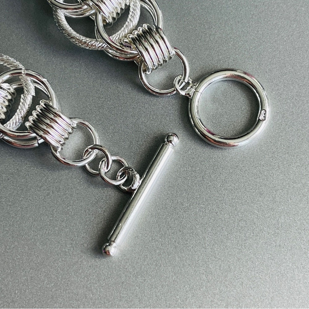 Sterling Silver Complex Circle Links Toggle Clasp… - image 3